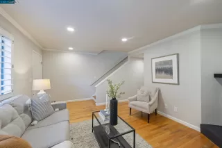 Photo #3: 41053518 Listing