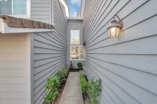 Photo #2: 41053554 Listing