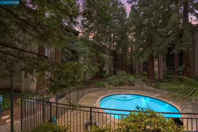 MLS: 41053561 Condo For Sale