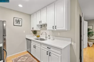 Photo #3: 41053561 Listing