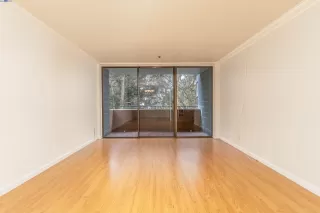 Photo #2: 41053606 Listing 