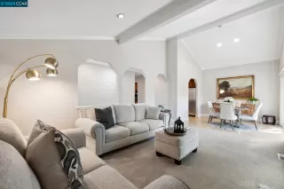 Photo #4: 41053813 Listing 