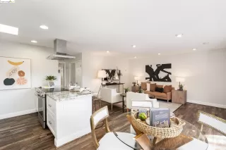 Photo #3: 41053856 Listing 