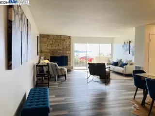 Photo #4: 41053866 Listing