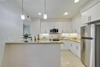 Photo #5: 41053887 Listing