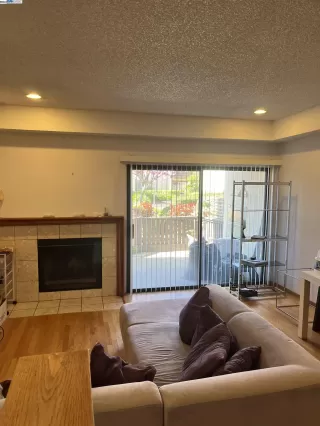 Photo #2: 41053914 Listing