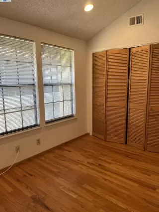 Photo #3: 41053914 Listing