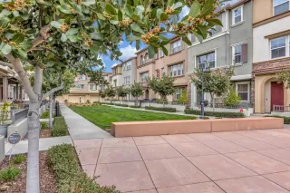 Photo #2: 41053952 Listing