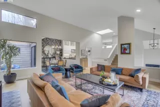 Photo #6: 41053966 Listing