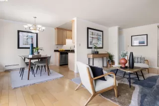 Photo #6: 41053987 Listing 