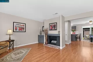 Photo #6: 41053988 Listing