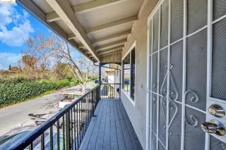 Photo #2: 41054009 Listing