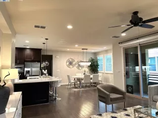 Photo #3: 41054087 Listing