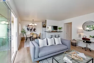 Photo #1: 41054132 Listing