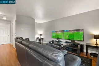 Photo #2: 41054232 Listing 