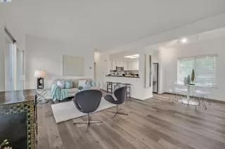 Photo #6: 41054251 Listing