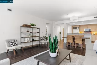 Photo #5: 41054298 Listing 