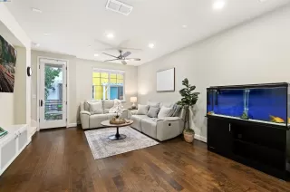 Photo #4: 41054315 Listing