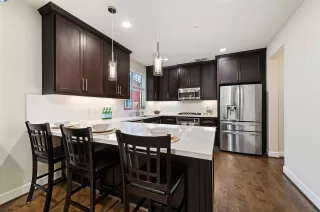 Photo #5: 41054315 Listing