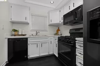 Photo #3: 41054321 Listing