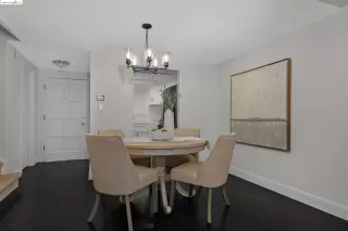 Photo #5: 41054321 Listing