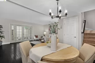 Photo #6: 41054321 Listing