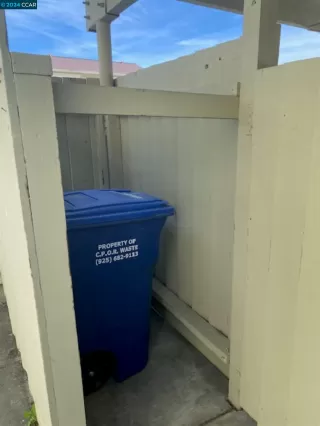 Photo #6: 41054354 Listing