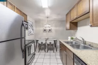 Photo #2: 41054359 Listing 