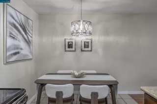 Photo #5: 41054359 Listing 