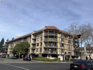 More Details about MLS # 41054401 : 1132 CARPENTIER # 205