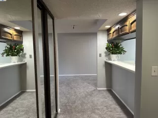 Photo #3: 41054401 Listing