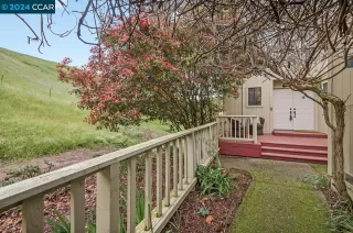 Photo #6: 41054439 Listing