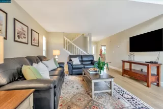 Photo #5: 41054487 Listing