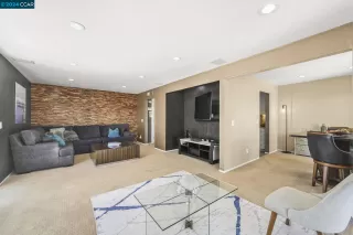 Photo #4: 41054498 Listing 