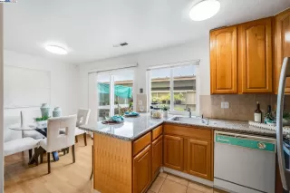 Photo #5: 41054586 Listing 