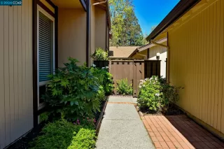 Photo #3: 41054627 Listing