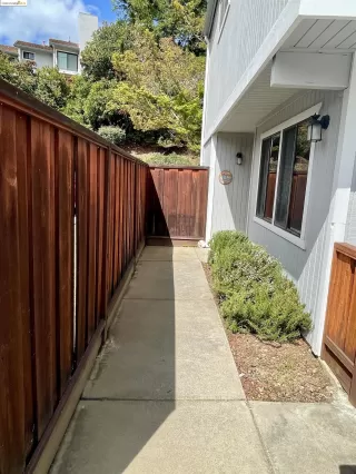 Photo #1: 41054696 Listing