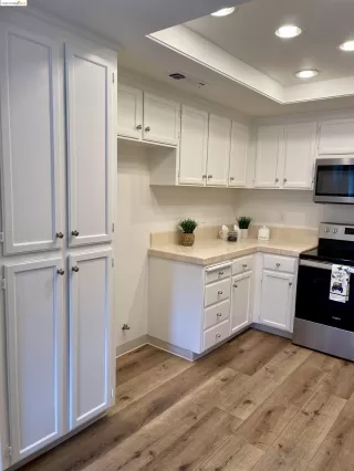 Photo #4: 41054696 Listing