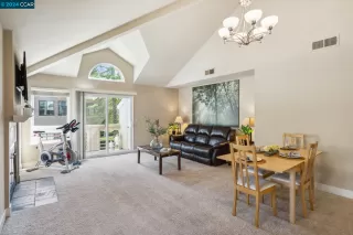 Photo #3: 41054706 Listing