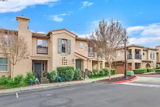 Photo #2: 41054710 Listing