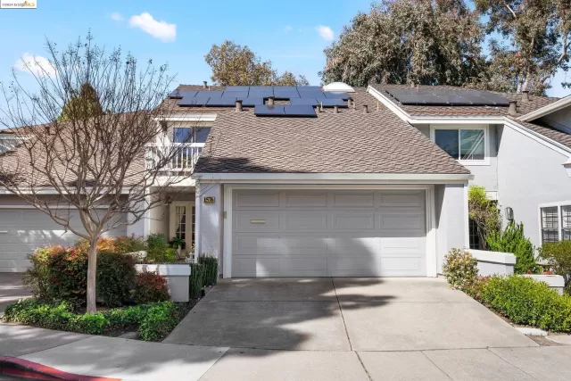 MLS: 41054737 Condo For Sale