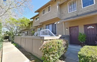 Photo #1: 41054789 Listing