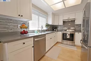 Photo #6: 41054789 Listing