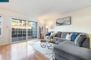 Photo #2: 41054813 Listing 