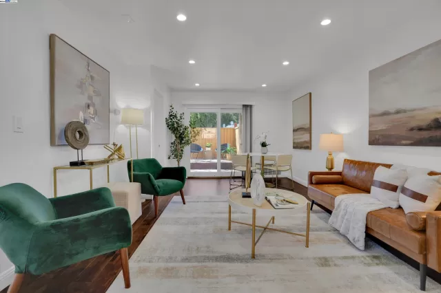 MLS: 41054883 Condo For Sale