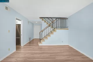 Photo #5: 41054902 Listing