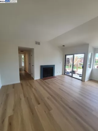 Photo #4: 41054924 Listing