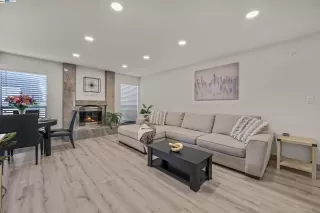 Photo #5: 41054931 Listing