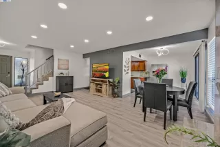 Photo #6: 41054931 Listing