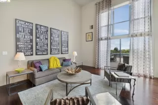 Photo #2: 41054946 Listing